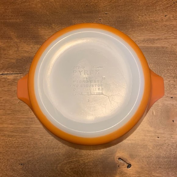 Vintage 1980s Pyrex Autumn Harvest 472-B, 750 ml (3 cup) Handled Dish - Picture 8 of 11